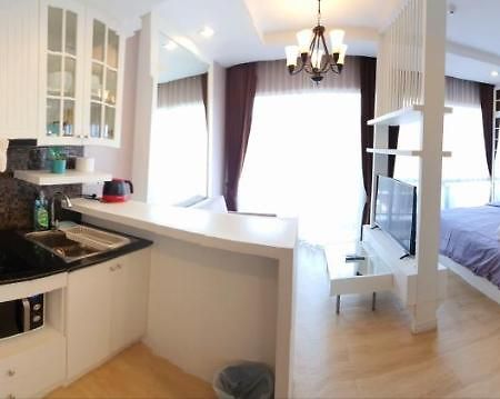 Cozy Near Beach 200M With Toproof Pool At Patio Bangsaen Εξωτερικό φωτογραφία